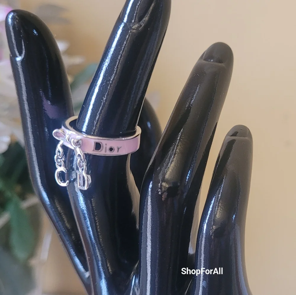 Dior - Picture 5 of 11